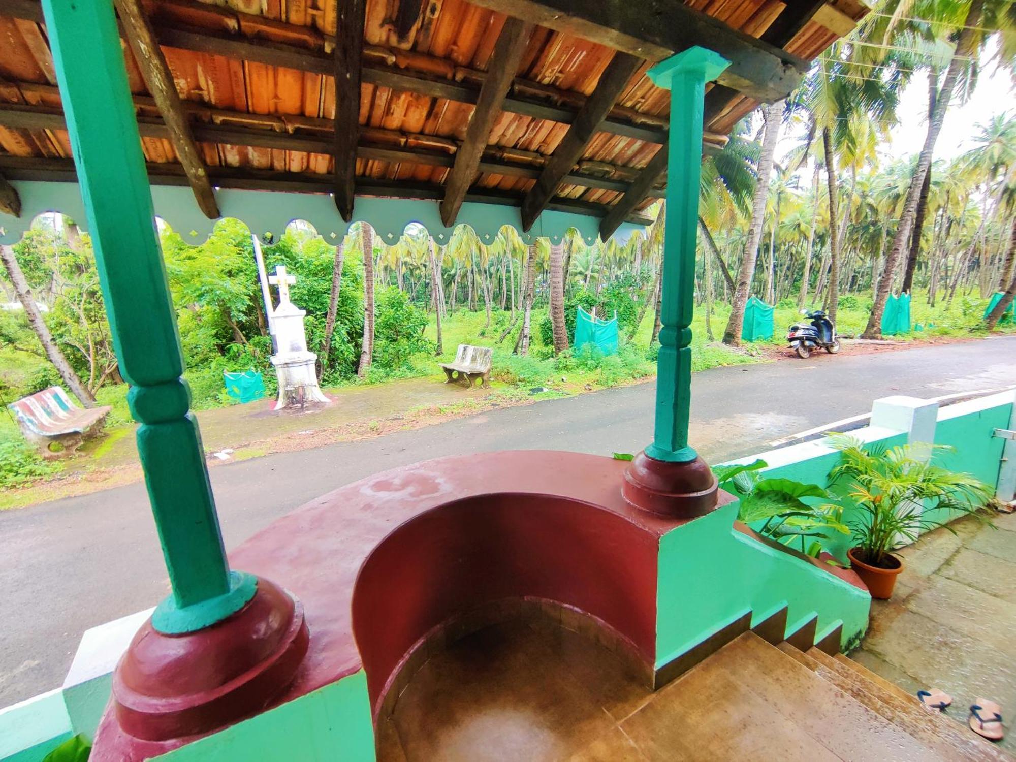 The Bungalow Bogmalo An 1880 Indo Portuguese Heritage Beach Villa South Goa Exterior photo