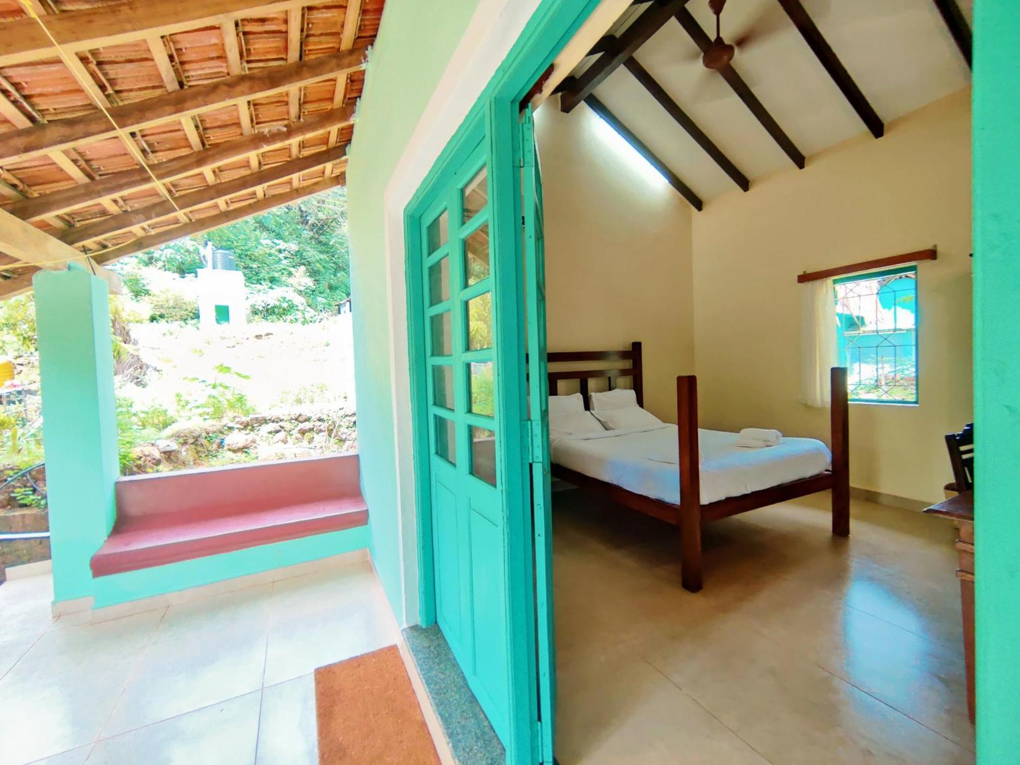 The Bungalow Bogmalo An 1880 Indo Portuguese Heritage Beach Villa South Goa Exterior photo